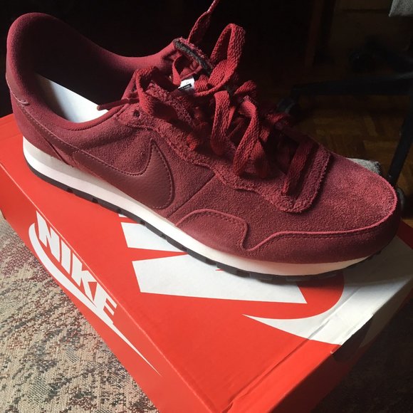NWT Nike Air Pegasus 83 Maroon Suede Mens Size 9.5 - Picture 2 of 4